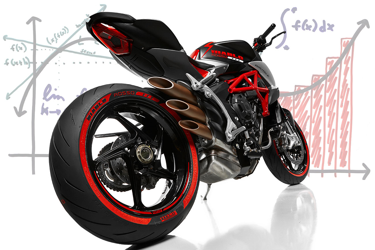 Neumático moto