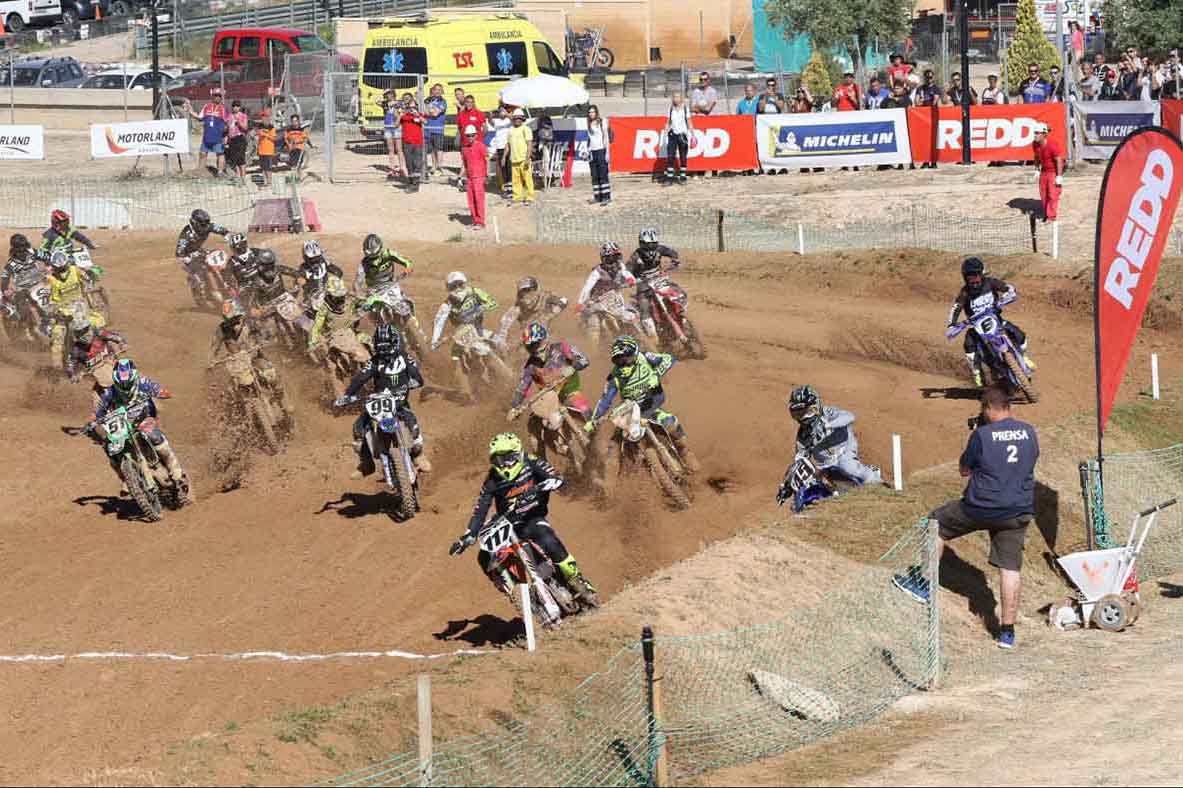 MX Motorland Holeshot
