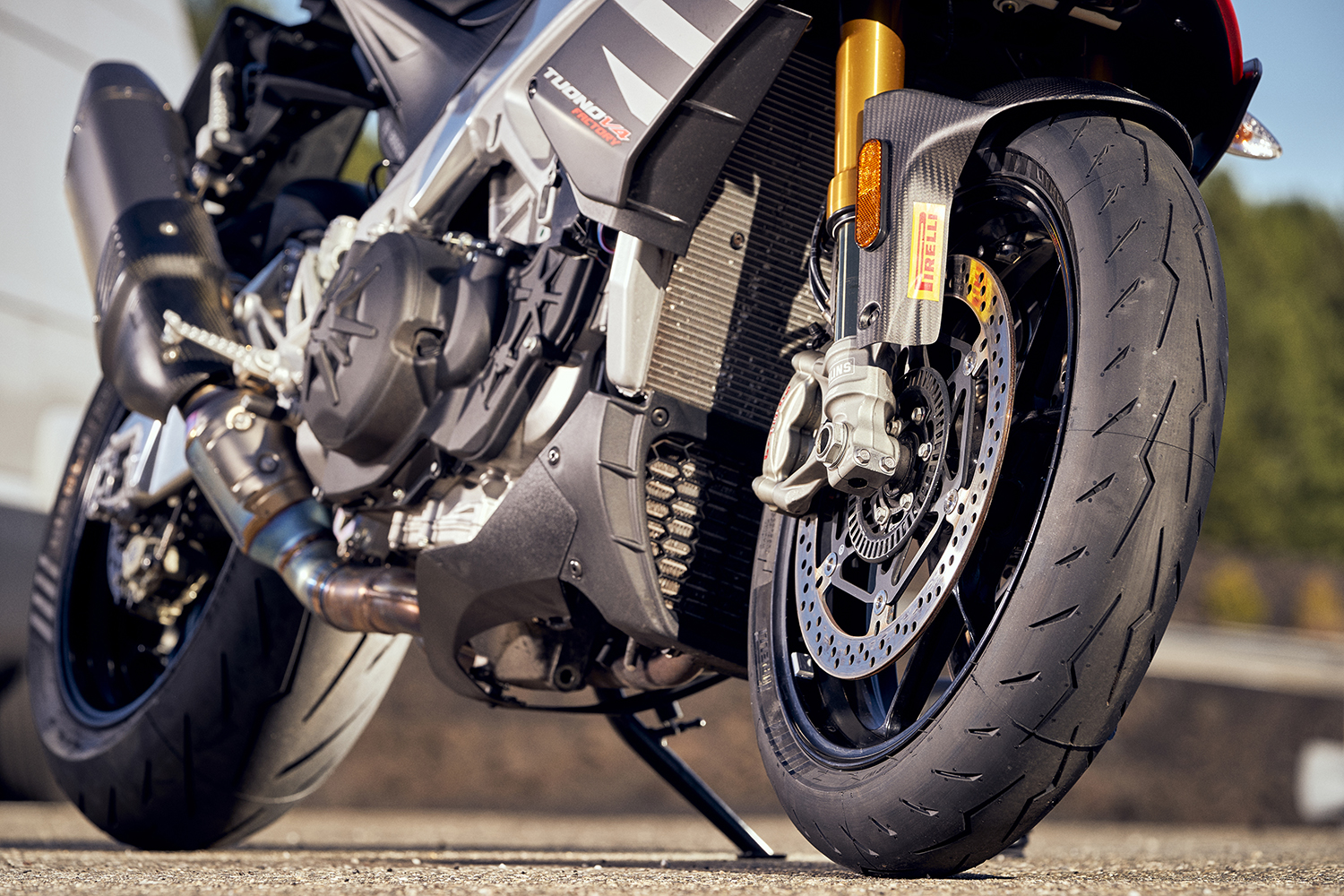 Pirelli Diablo Rosso IV