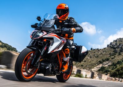KTM_1290_Super_Duke_GT