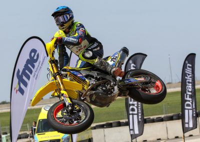 Suzuki_Grau_Supermoto_05