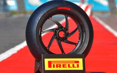 Pirelli refuerza su gama 2020 con neumáticos de competición para moto y scooter