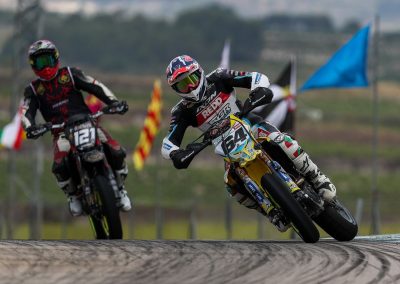 Suzuki_Grau_Racing_05