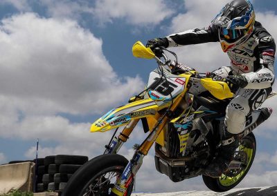 Suzuki Grau Racing