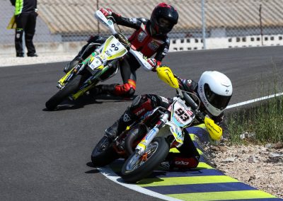 Suzuki_Grau_Racing