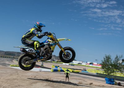 Suzuki_Grau_Racing