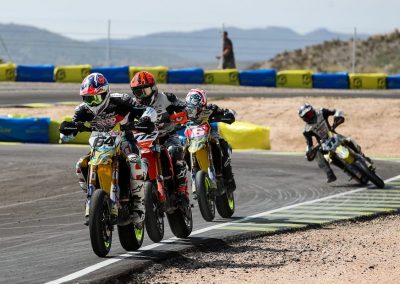Suzuki_Grau_Racing